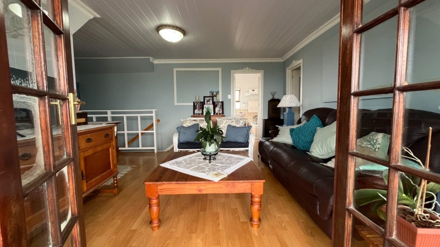 4 Bedroom Property for Sale in Hartenbos Heuwels Western Cape